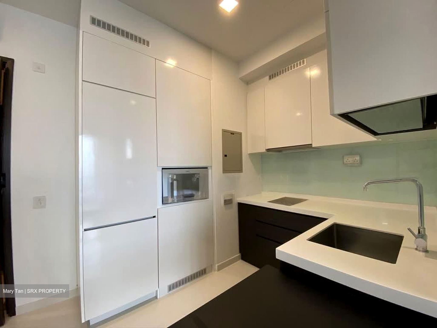 Eon Shenton (D2), Apartment #551414271